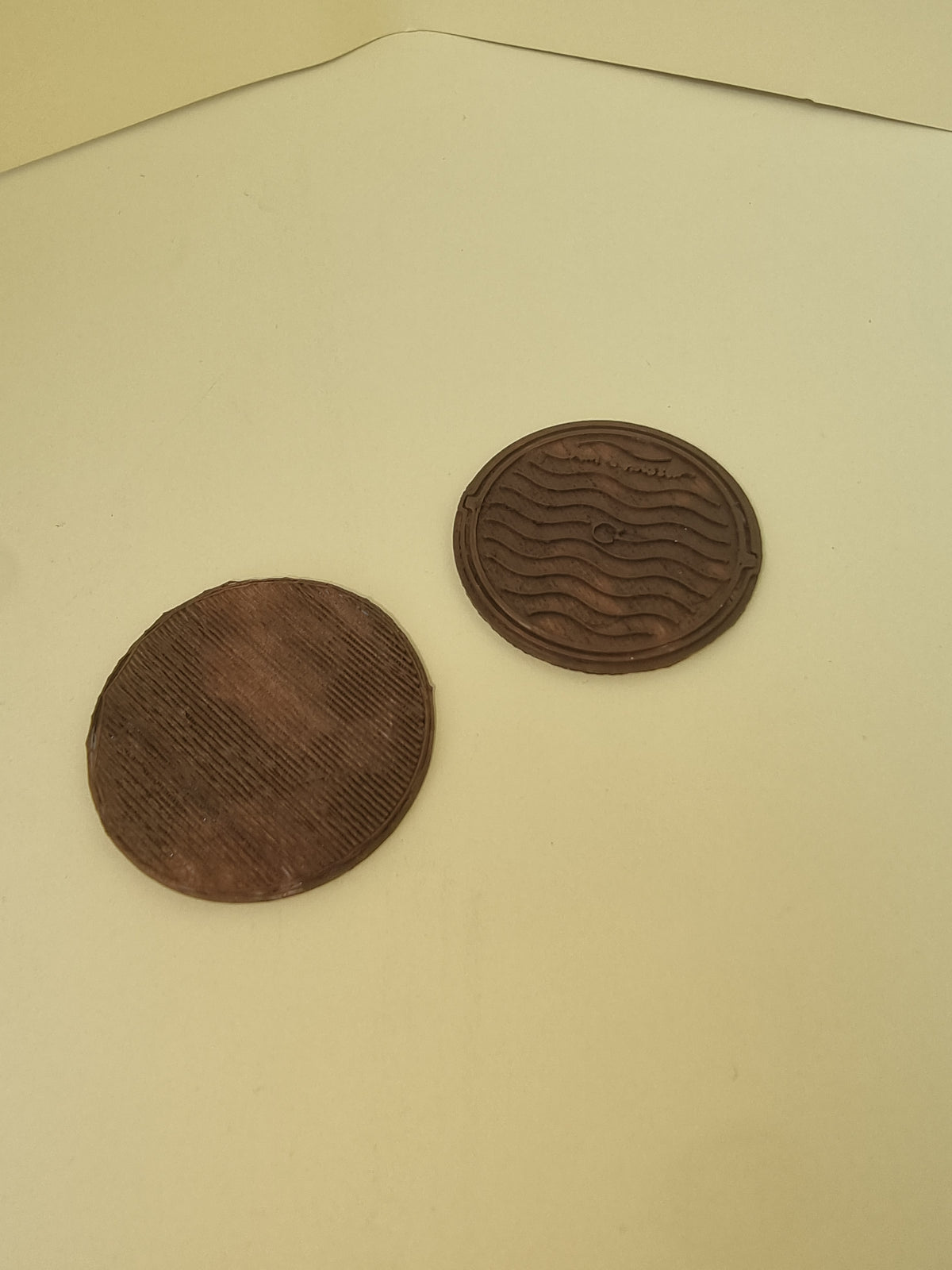Plaques d'égout Rondes "Pont à Mousson" échelle 1/24 - Référence A-05-0689
