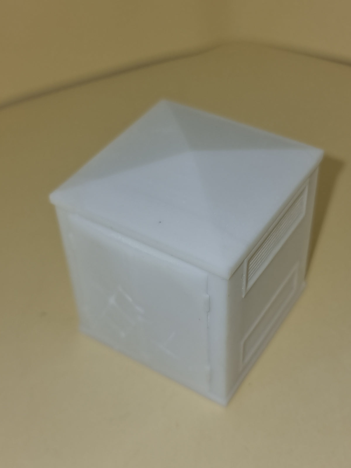 Armoire électrique type 1  2 portes - échelle 1/43.5 - Référence C-06-0137