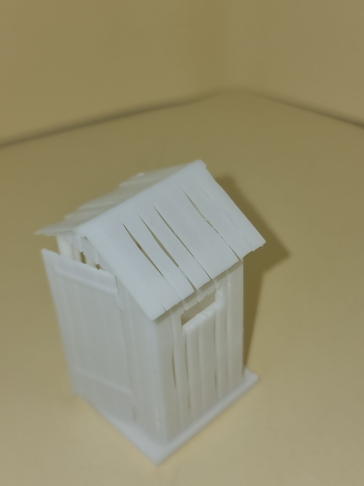 Cabane au fond du jardin échelle 1/43.5 - Référence C-01-0256