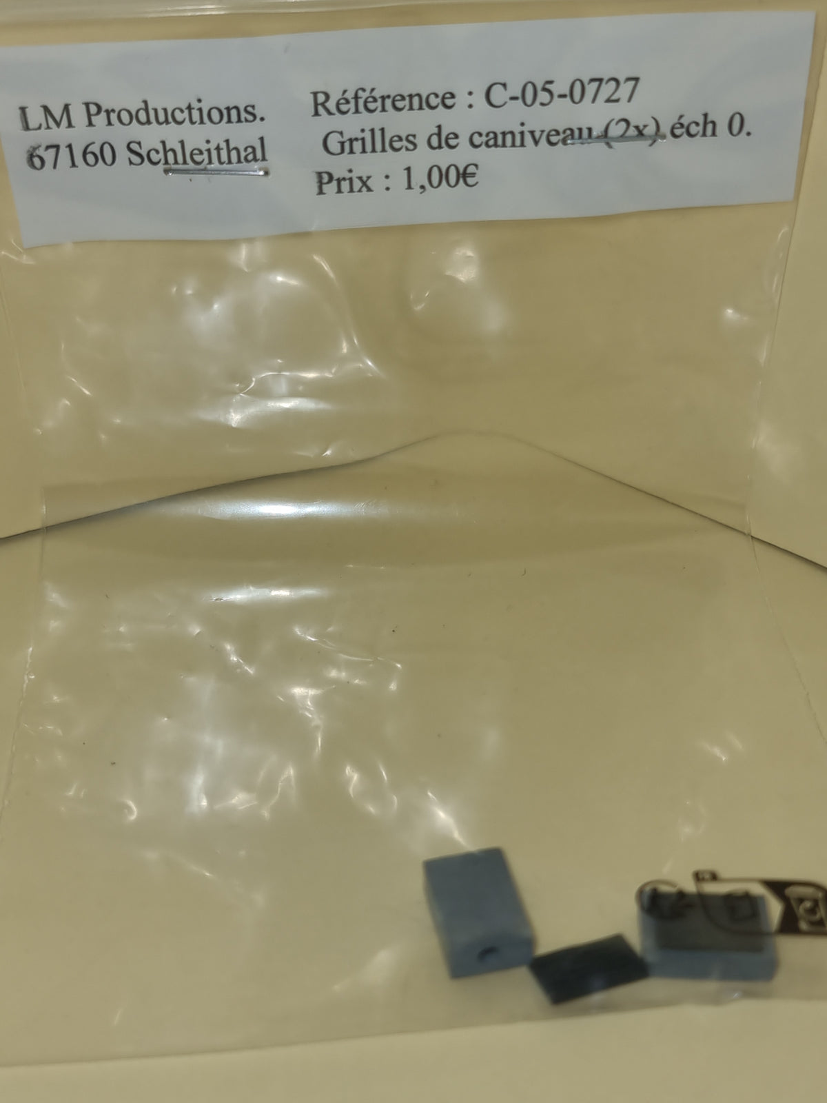 Regard de caniveaux avec grille - échelle 1/43.5 - Référence C-05-0727