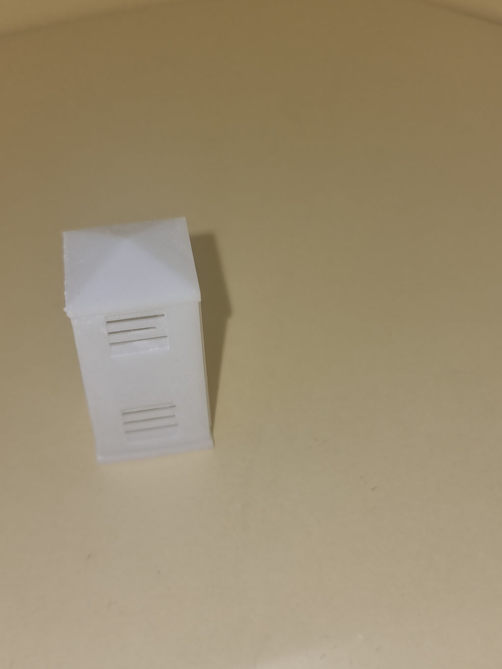 Armoire électrique 1 porte - LM Productions - Référence D-06-0144 - Echelle 1/87