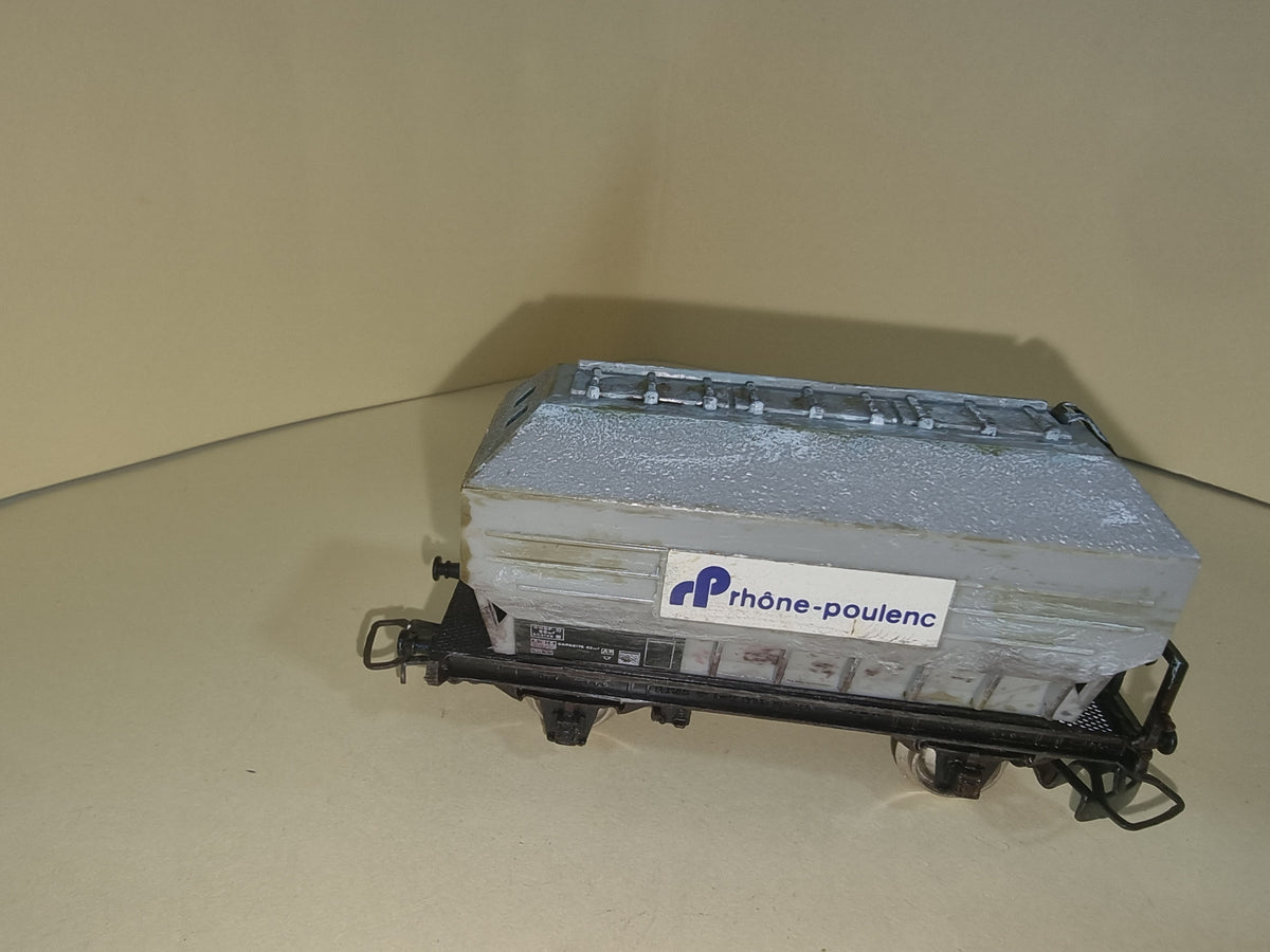 Wagon RHONE POULENC - SNCF - LM Productions - Référence D-15-0781 - Echelle 1/87