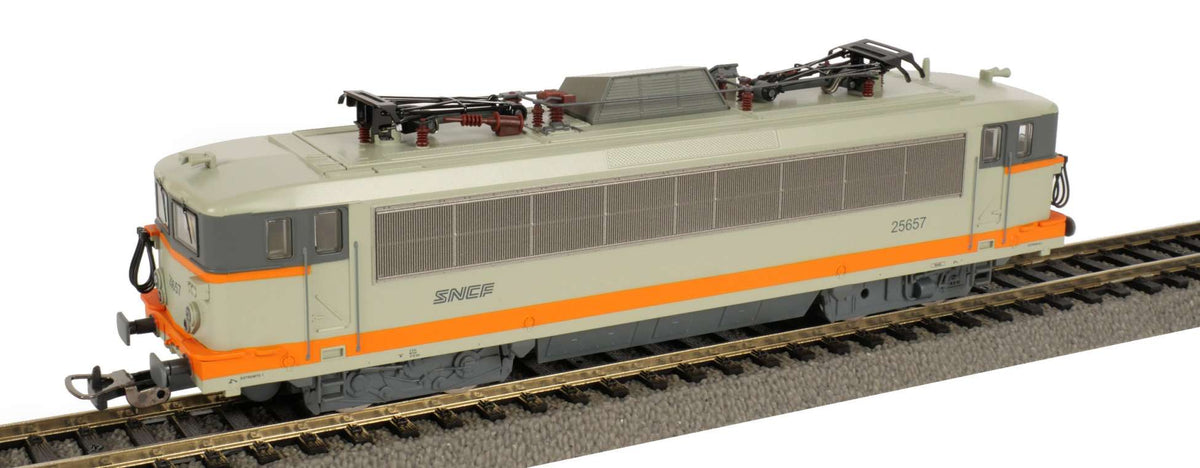 BB25657 Béton - SNCF - PIKO - Référence P96539 - Echelle 1/87