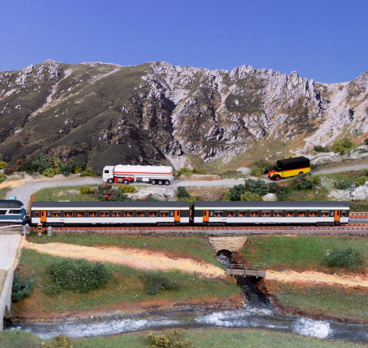 Voitures CORAIL VTU Origine 1/2em - SNCF - AZAR - Référence V01-ONP1 - Echelle Z