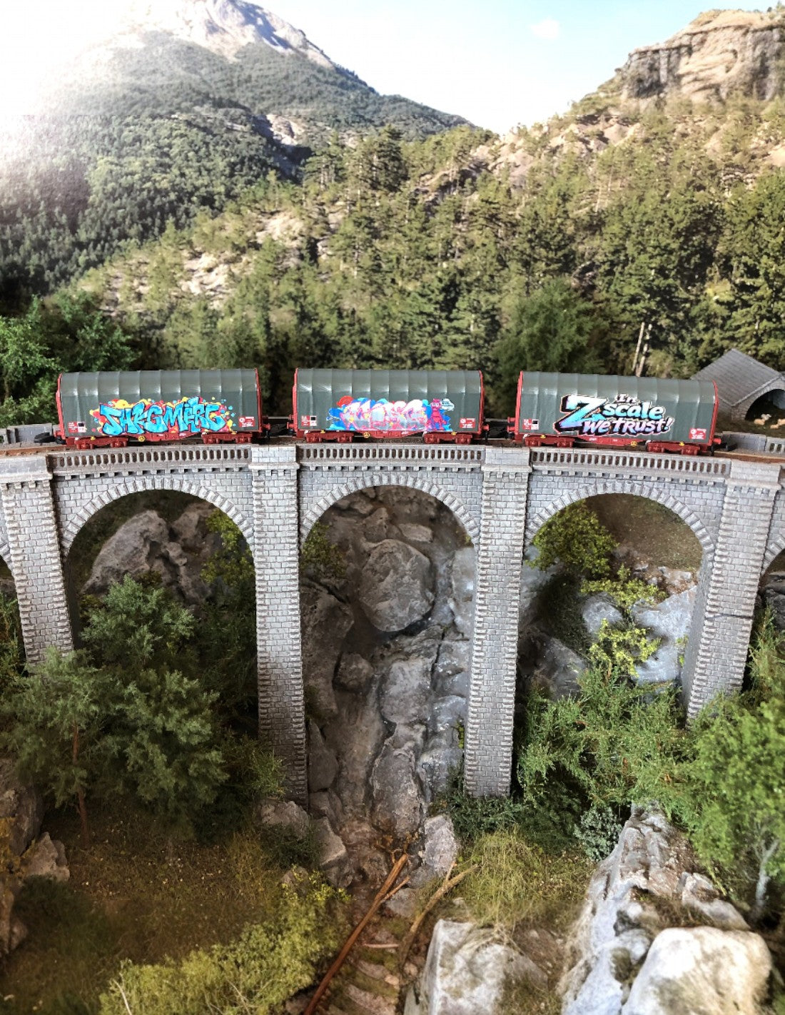 Coffret 3 bâché  - Graffitis - AZAR - Référence W03-TG1 - Echelle 1/220